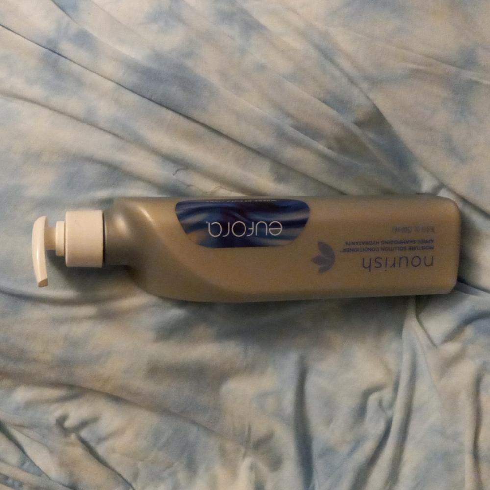 NEW 16.9 Fl Oz EUFORA NOURISH MOISTURE SOLUTION CONDITIONER